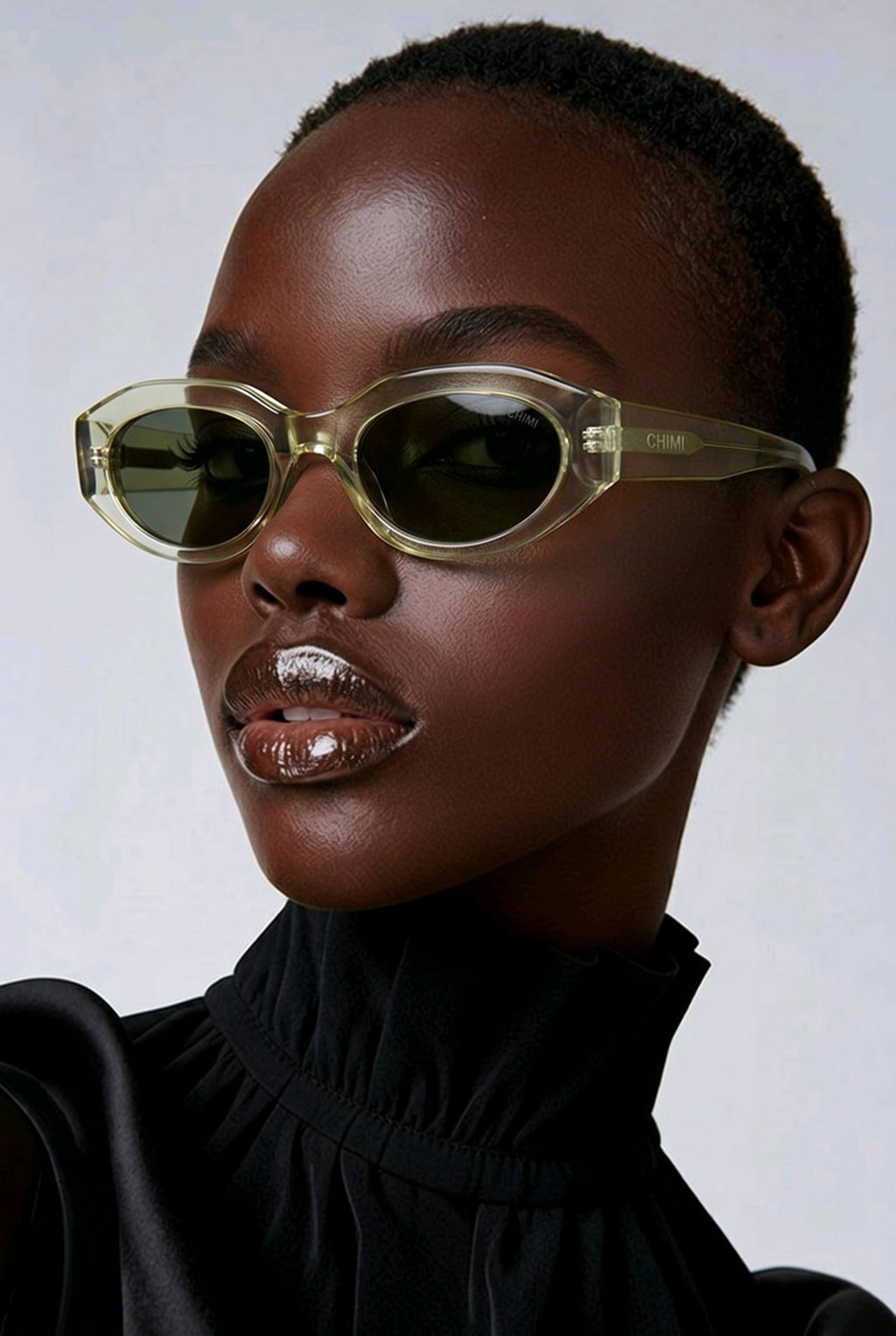 Lunettes ovales Femmes Tendance 2026 – Certifiées UV400